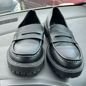 Torrid women’s loafer shoes size 10WW in like new condition